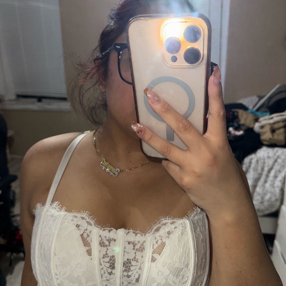 Victoria’s Secret white lace lightly lined bandeau